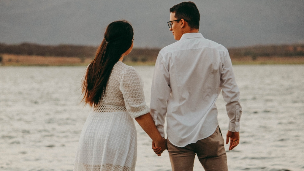 Physical Closeness — The Power of Touch Without Expectations
